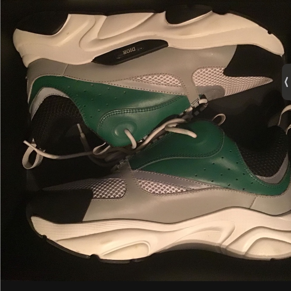 Had these a year long wore them twice And put them in storage . Paid 1500 - Picture 4 of 4